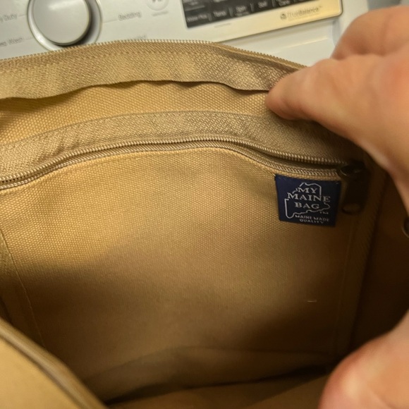 My Maine Bag Tapestry Crossbody Zippered Bag - Picture 6 of 6